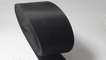 SBR rubber strip close-ribbed on one side