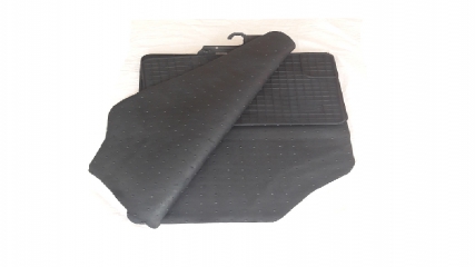 Thin-ribbed car mat set